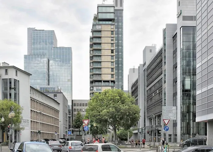 Schönes Helles Direkt In Frankfurt Nr 301 Frankfurt am Main